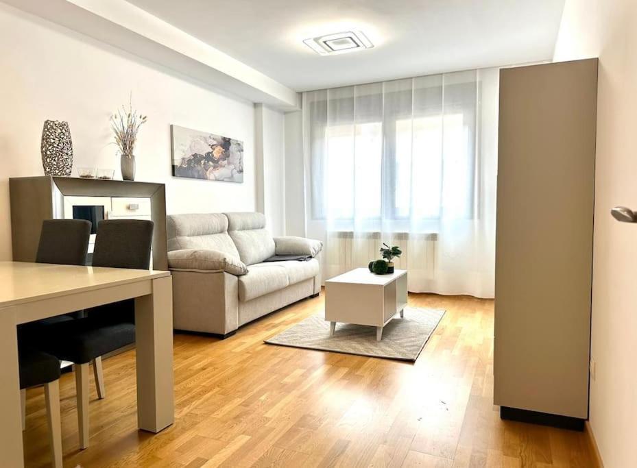 הארו Studio 14 + Garaje Incluido. Nuevo, Elegante, Acogedor. מראה חיצוני תמונה