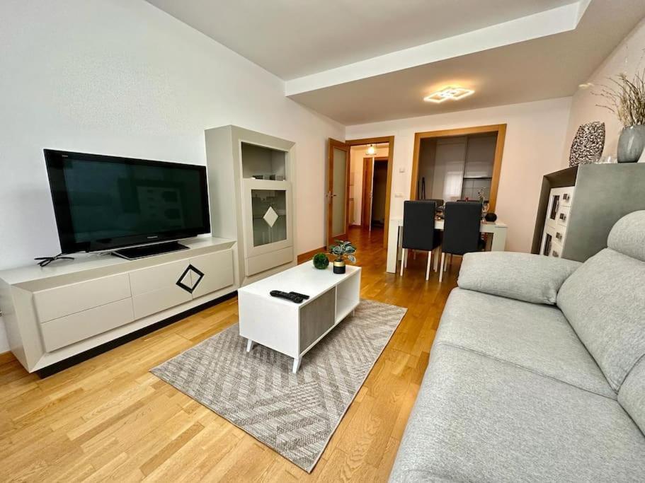 הארו Studio 14 + Garaje Incluido. Nuevo, Elegante, Acogedor. מראה חיצוני תמונה